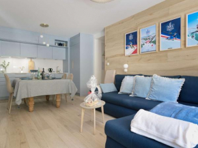 Courchevel 1650 - Apt 6 pers, 3 ch, skis aux pieds, parking, wifi - FR-1-631-174